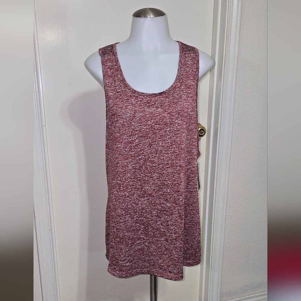 #G013 Women's Maroon Sleeveless Top